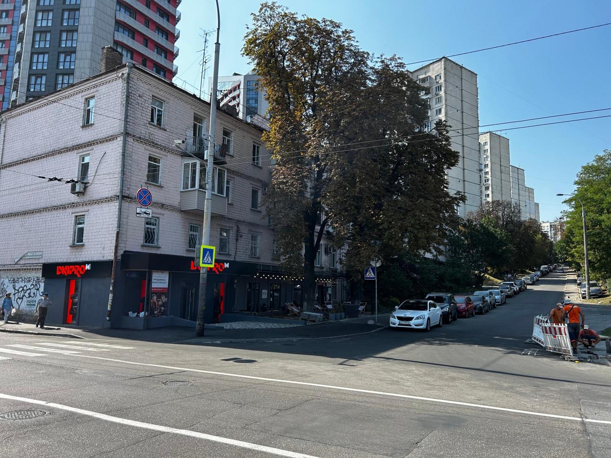 Apartment Near Train Station And Close To City Center Kiev Ngoại thất bức ảnh